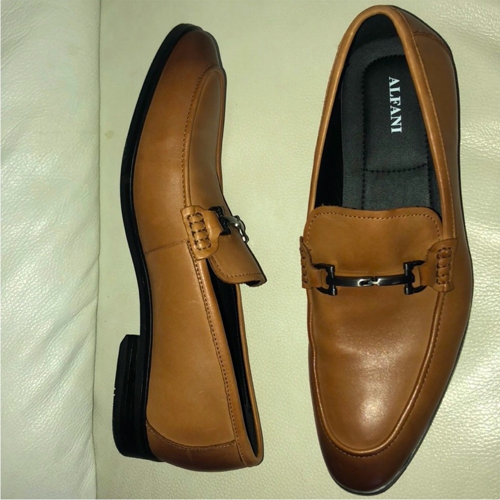 Alfani Shoes excellent condition